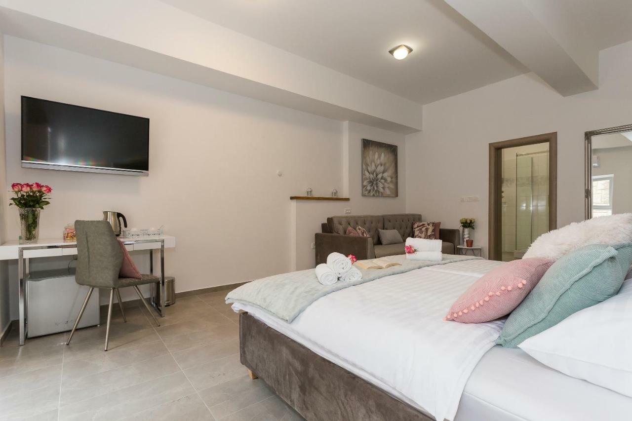 Luxury Rooms Saint Jacob Trogir Exterior foto