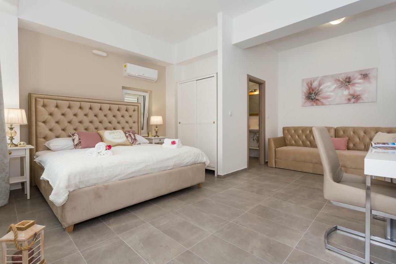 Luxury Rooms Saint Jacob Trogir Exterior foto