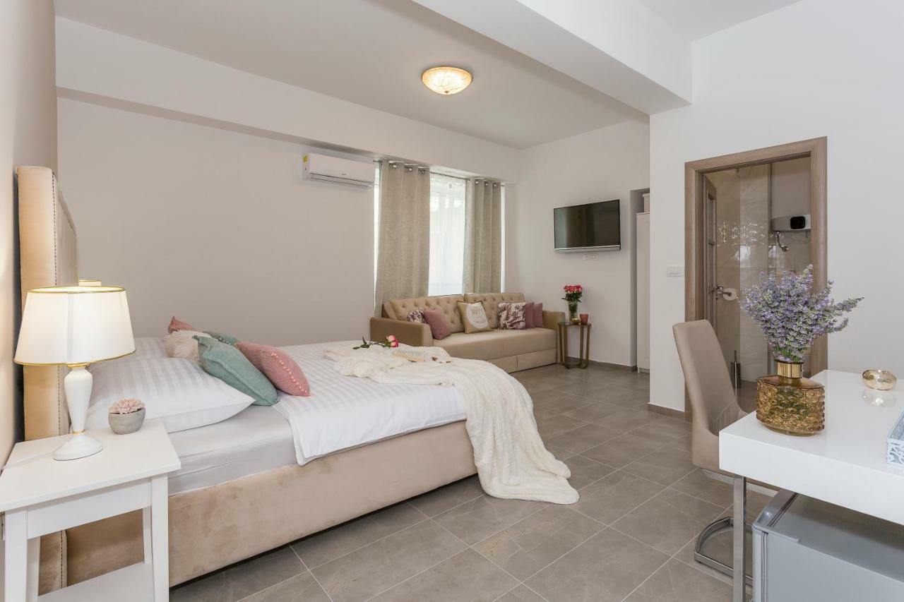 Luxury Rooms Saint Jacob Trogir Exterior foto