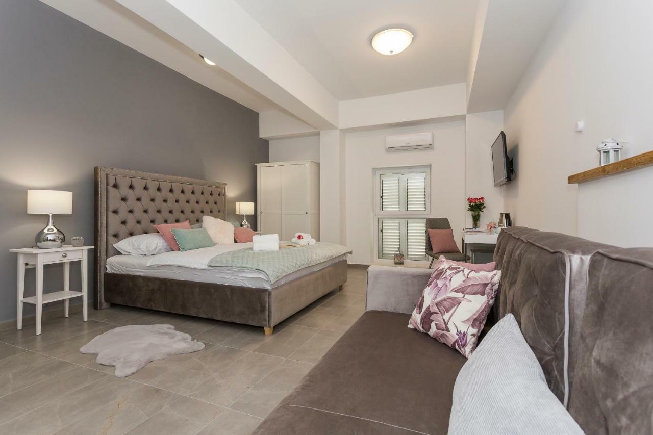 Luxury Rooms Saint Jacob Trogir Exterior foto